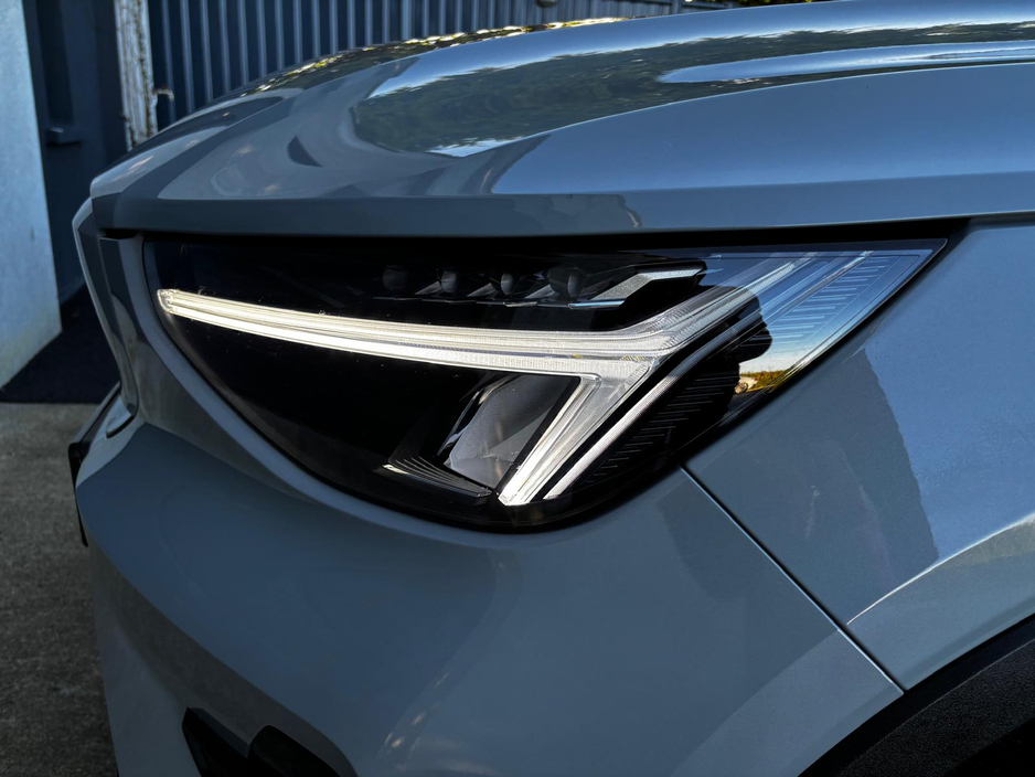 2023 Volvo XC40 CORE RECHARGE TWIN E