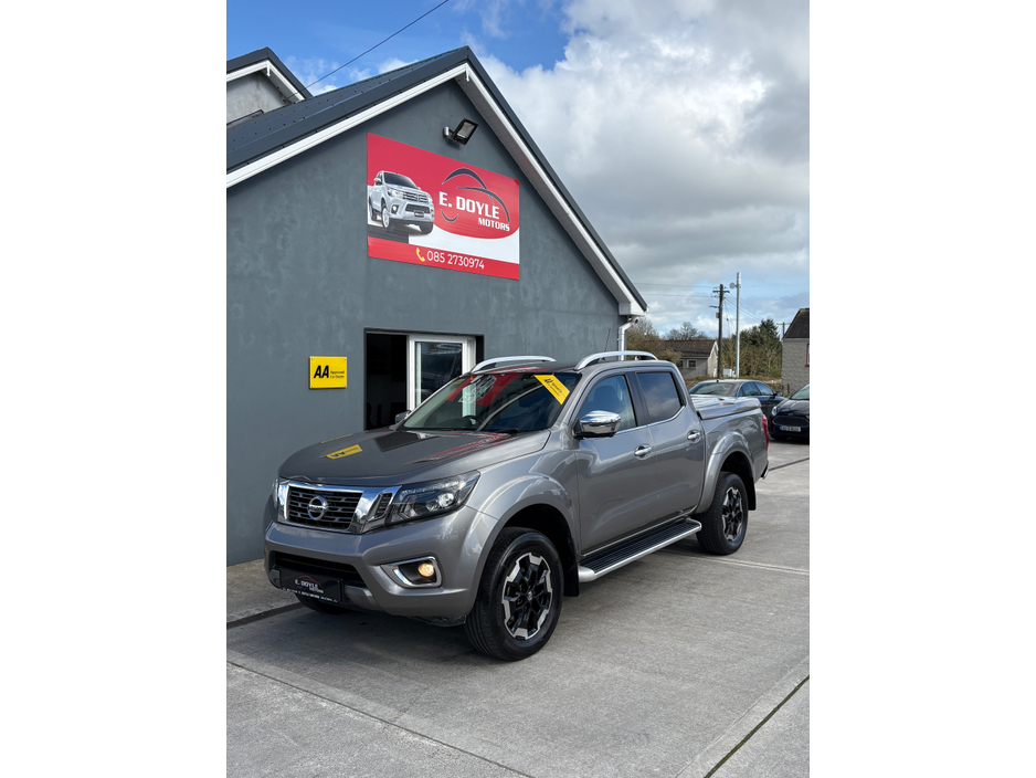 2020 Nissan Navara - image 7