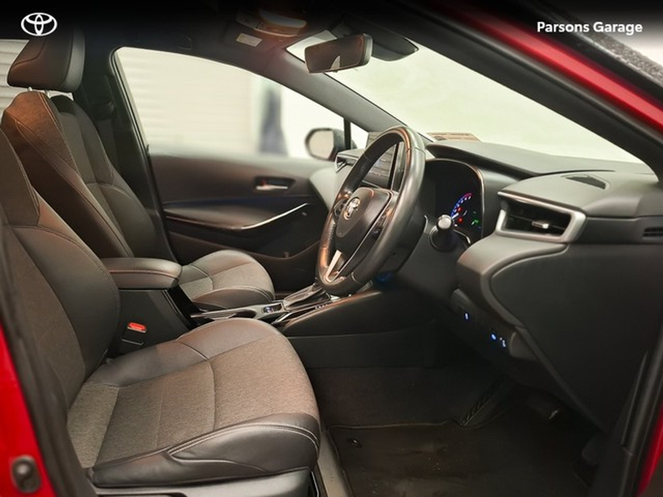2023 Toyota Corolla LUNA SPORT HB 4DR AUTO €28,995
