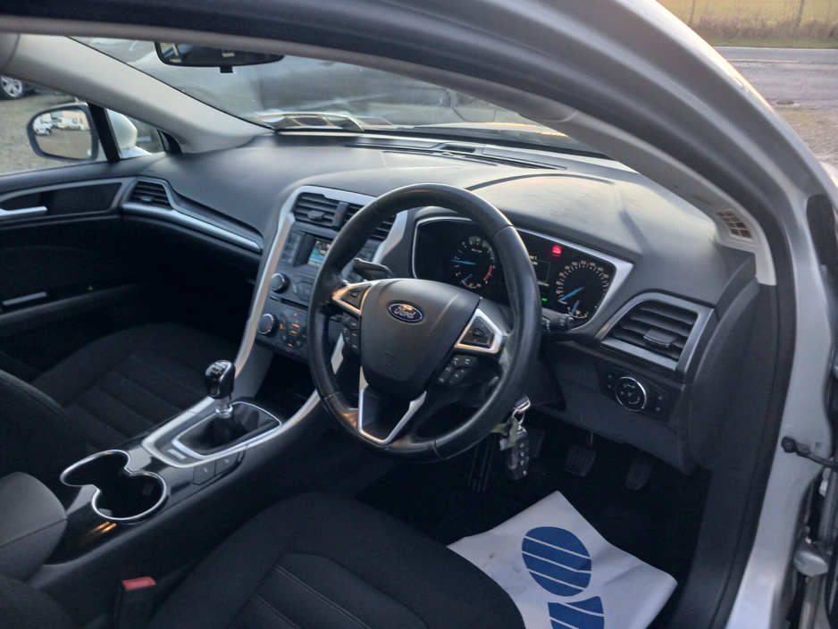 2016 Ford Mondeo 1.6TDCi 115PS Zetec €8,995