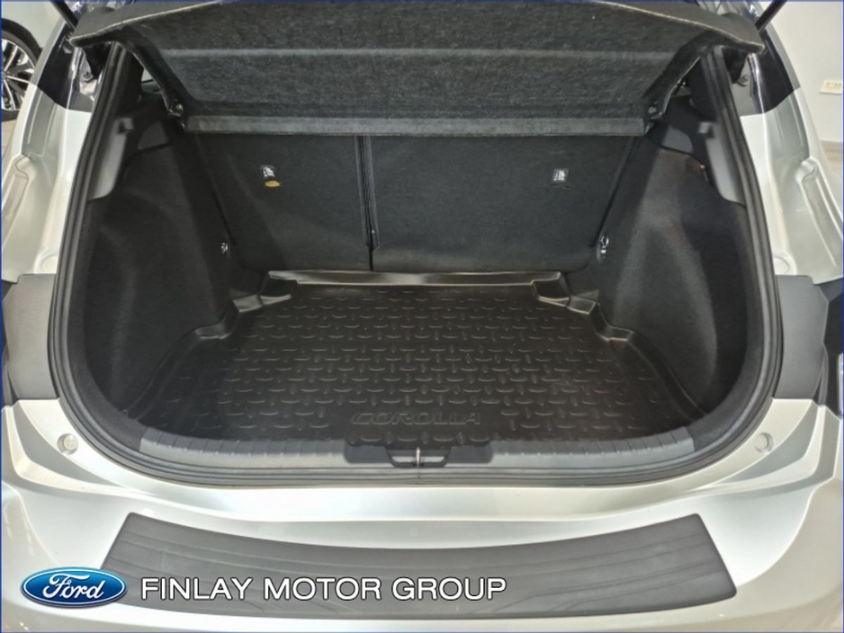 2020 Toyota Corolla - image 21