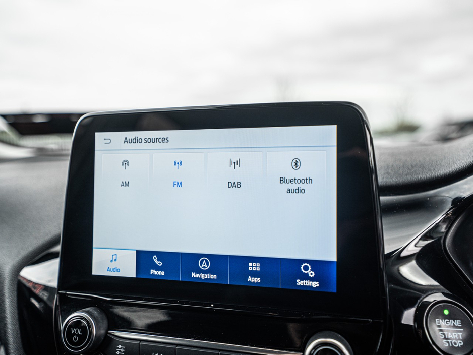 2020 Ford Fiesta - image 19