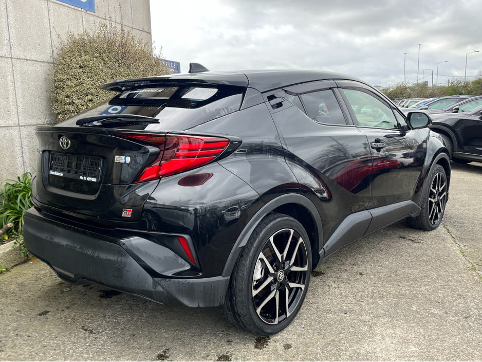 2020 Toyota C-HR - image 4