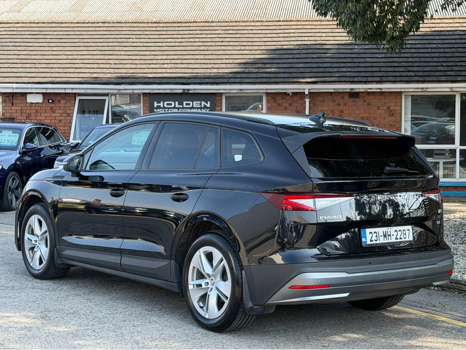 2023 Skoda Enyaq - image 11