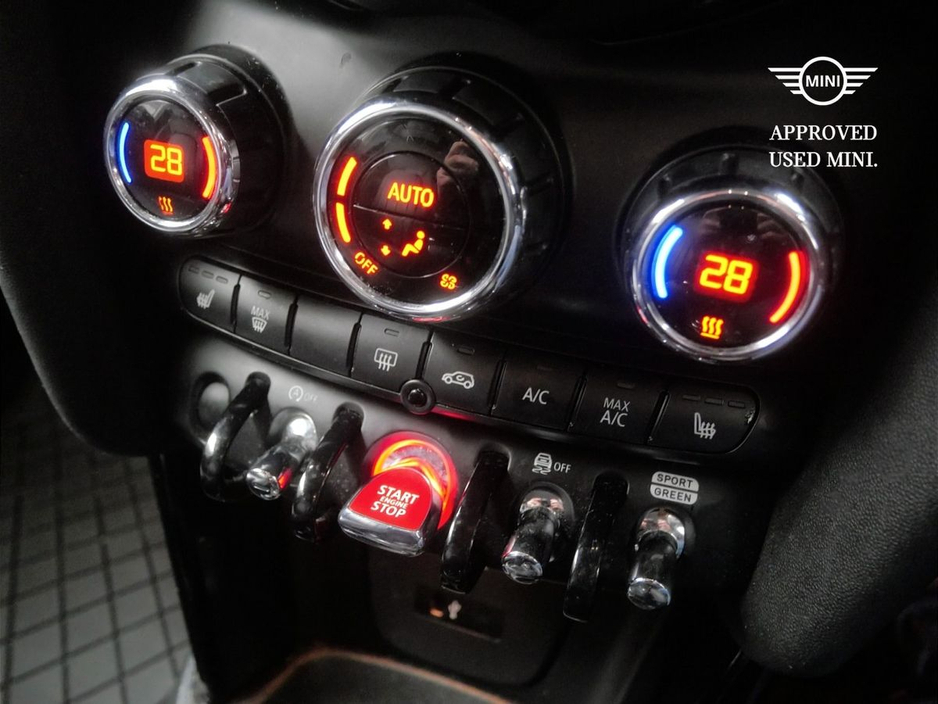 2024 MINI Hatch 5-Door Cooper Exclusive €35,900