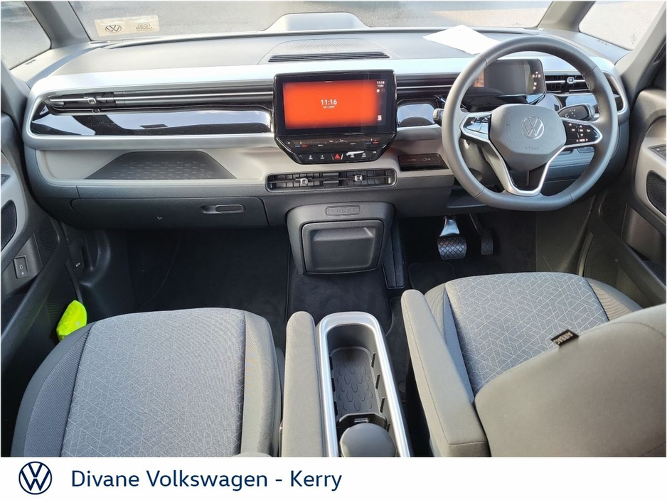 2025 Volkswagen ID.Buzz 7 SEATER STYLE 286HP 86kWh BATTERY 461KM RANGE €73,800