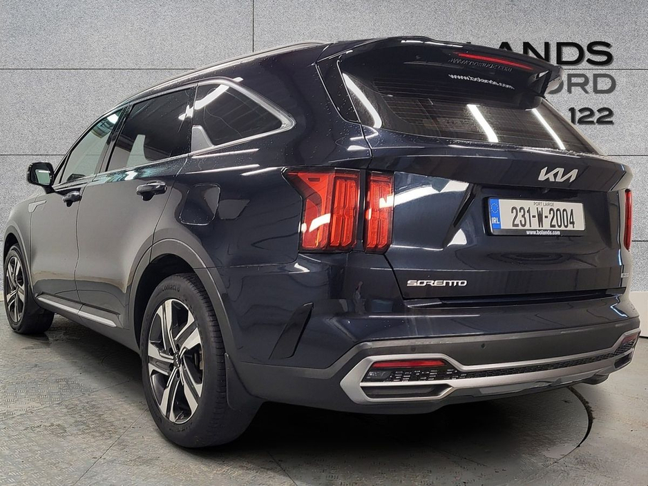 2023 Kia Sorento 1.6 PHEV K3 4X4 7 seats €46,975