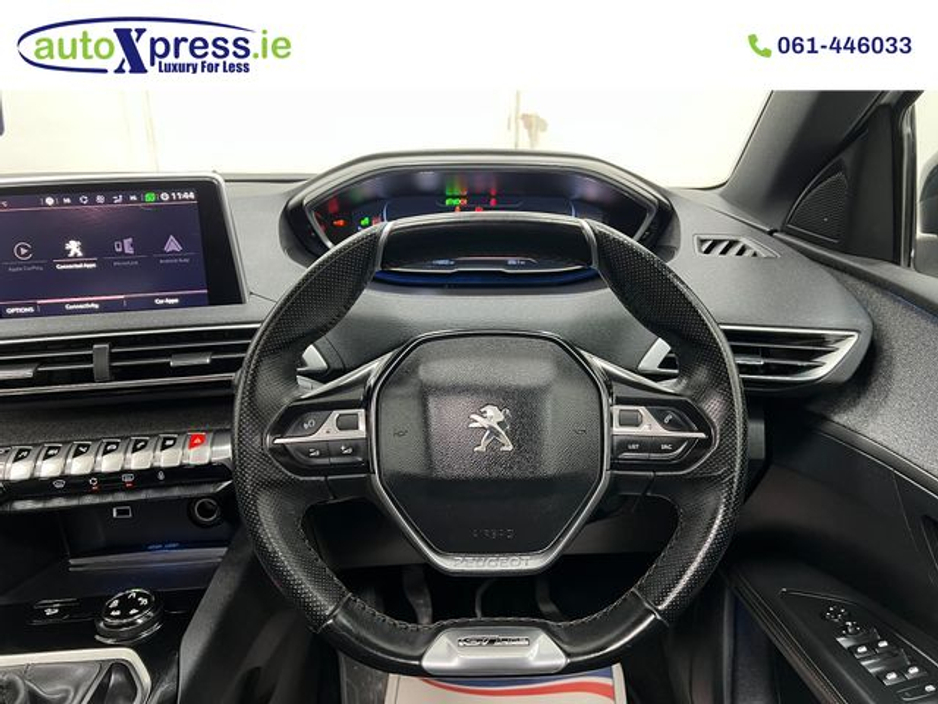 2017 Peugeot 3008 - image 30