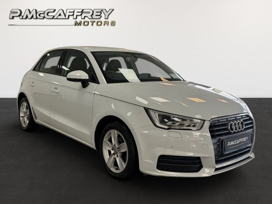 2017 Audi A1 - image 3