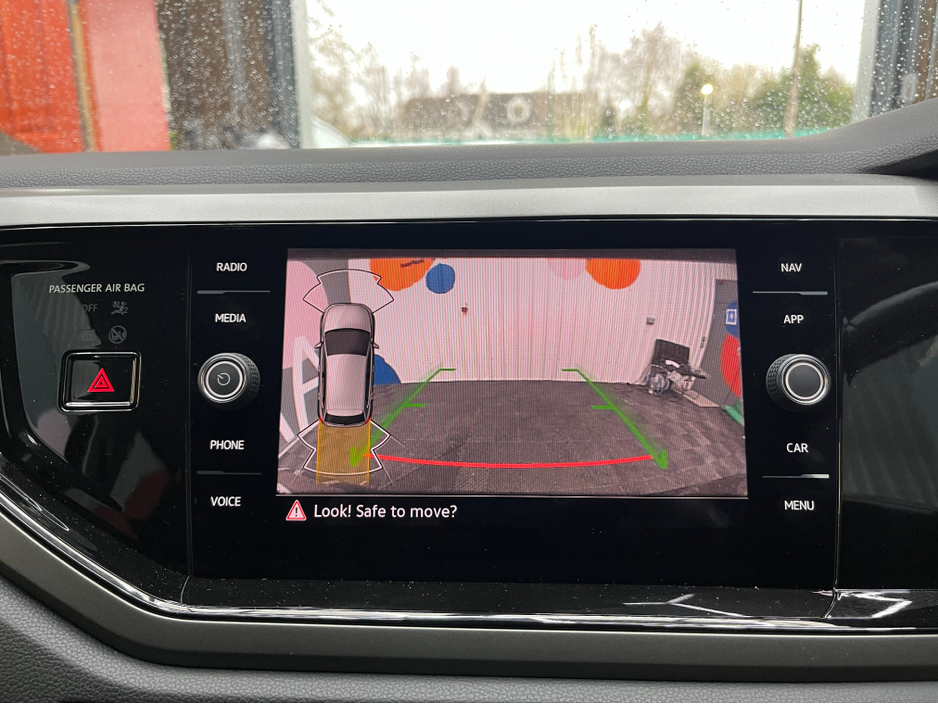 2021 Volkswagen Polo - image 15