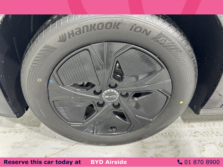 2026 BYD Seal 6 - image 9