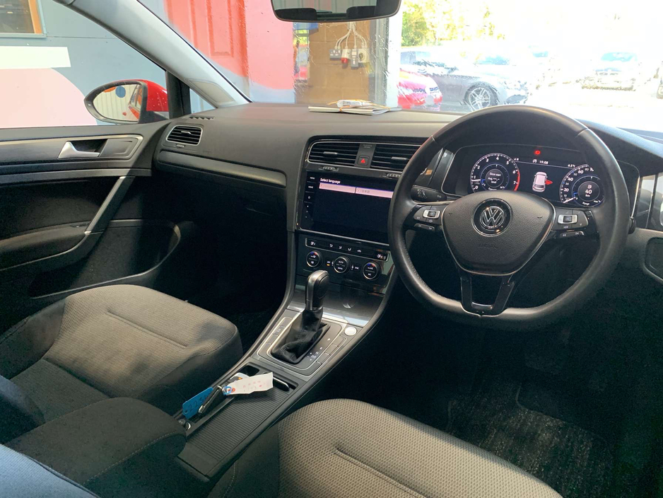 2019 Volkswagen Golf ONLY €19950! 2019 Golf TSI Comfort Line / 42k KMs / Rear View Camera / Golf Automatic €19,950