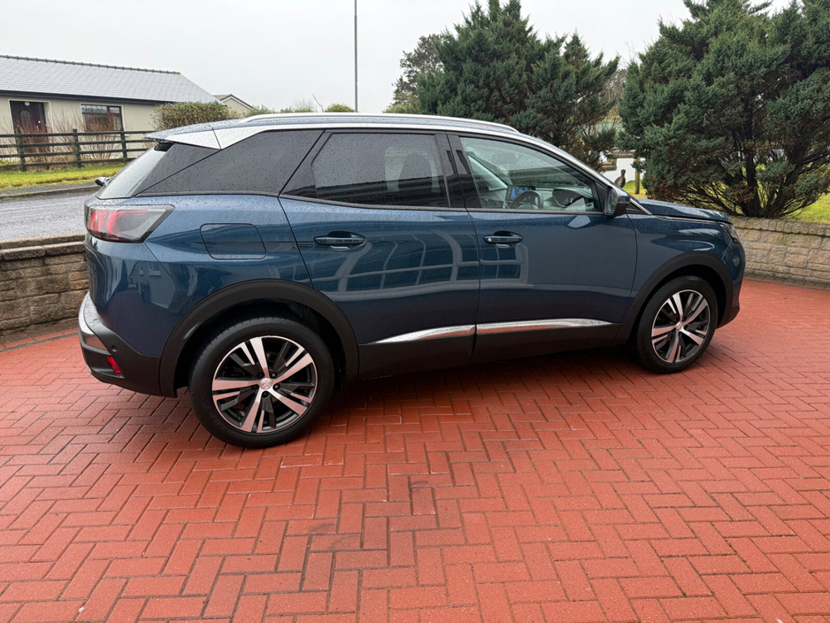 2021 Peugeot 3008 - image 11