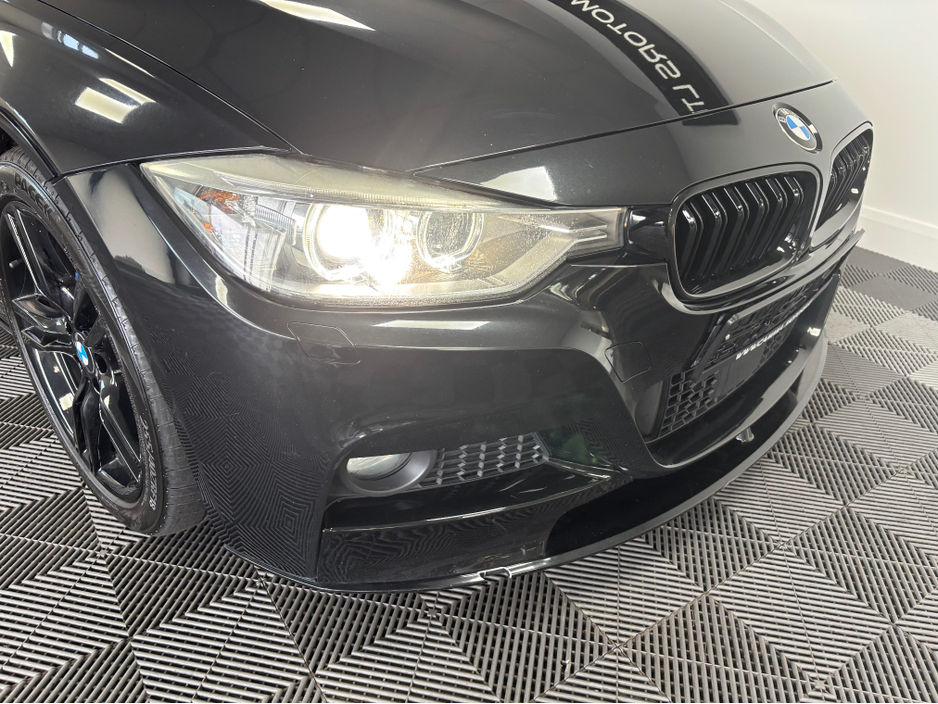 2014 BMW 3 Series - image 6