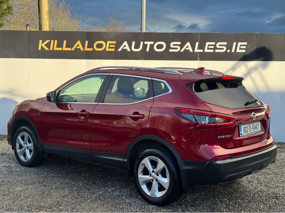 2018 Nissan Qashqai 1.6 SV 18 4DR pan roof €15,950
