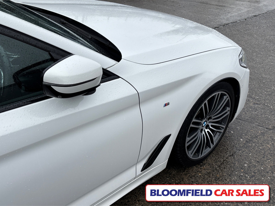 2018 BMW 5 Series MSPORT TOURING , AUTO // LOW MILEAGE €29,950