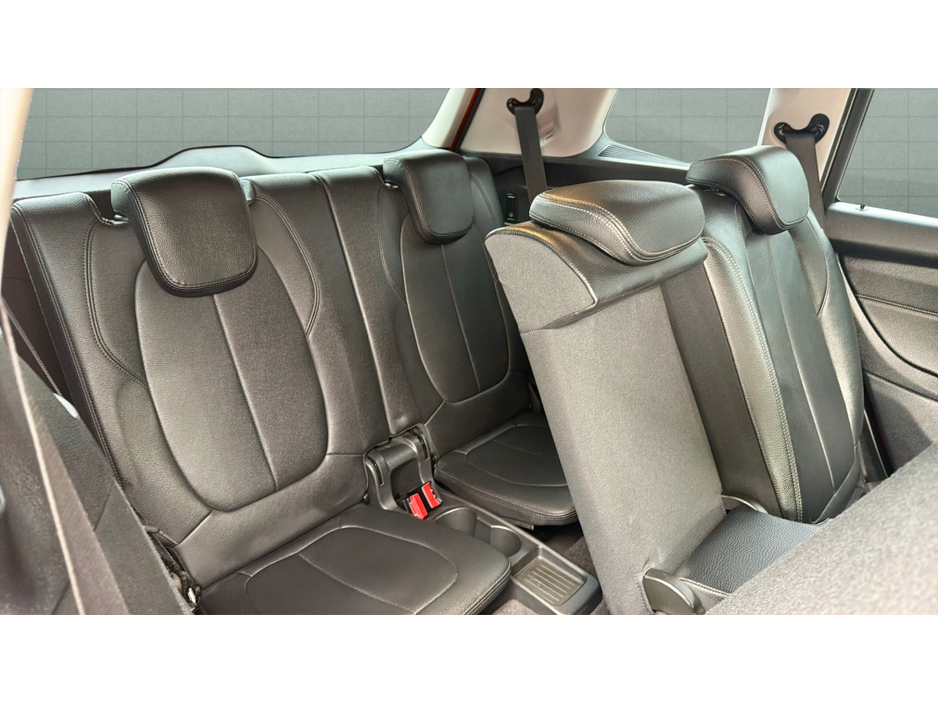 2018 BMW 2 Series Gran Tourer - image 17