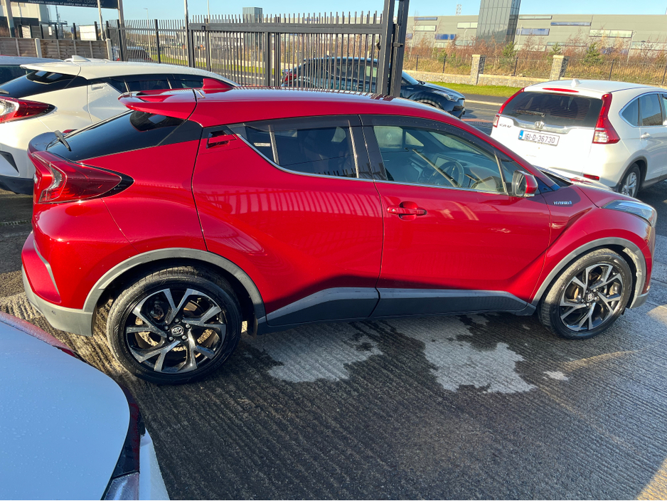 2019 Toyota C-HR 1.8 HYBRID AUTO LOW KM HIGH SPEC €18,950