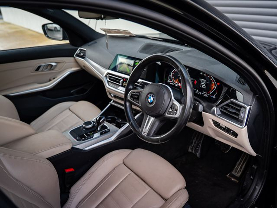 2022 BMW 3 Series M SPORT Diesel *Low mileage* €36,950