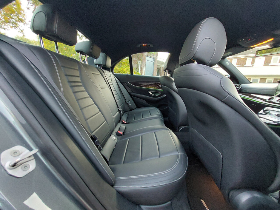 2016 Mercedes-Benz E Class - image 19