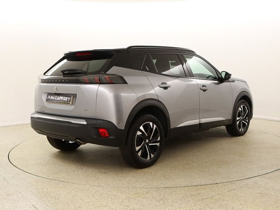 2021 Peugeot 2008 - image 7