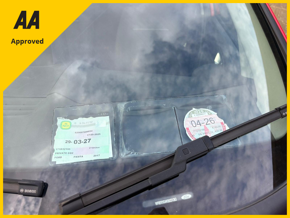 2017 Ford Fiesta - image 14