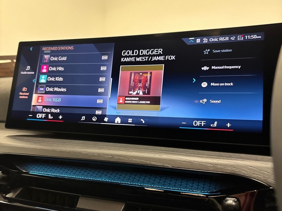 2026 BMW 3 Series - image 7