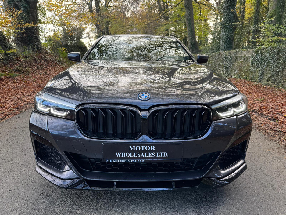 2023 BMW 5 Series - image 16