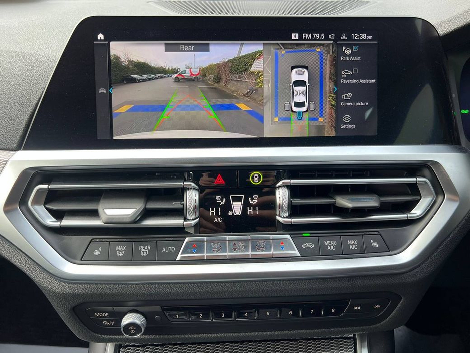 2021 BMW 3 Series 330e M-SPORT COMPETITION 2.0 HYBRID // LOW MILEAGE // 20" M3 COMPETITION ALLOYS // LEATHER/SUEDE M-SPORT INTERIOR // AMBIENT LIGHTING PACK €34,900