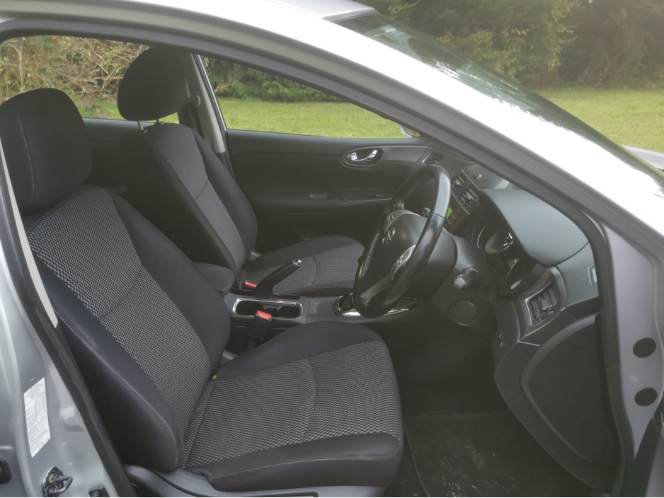 2017 Nissan Pulsar - image 19