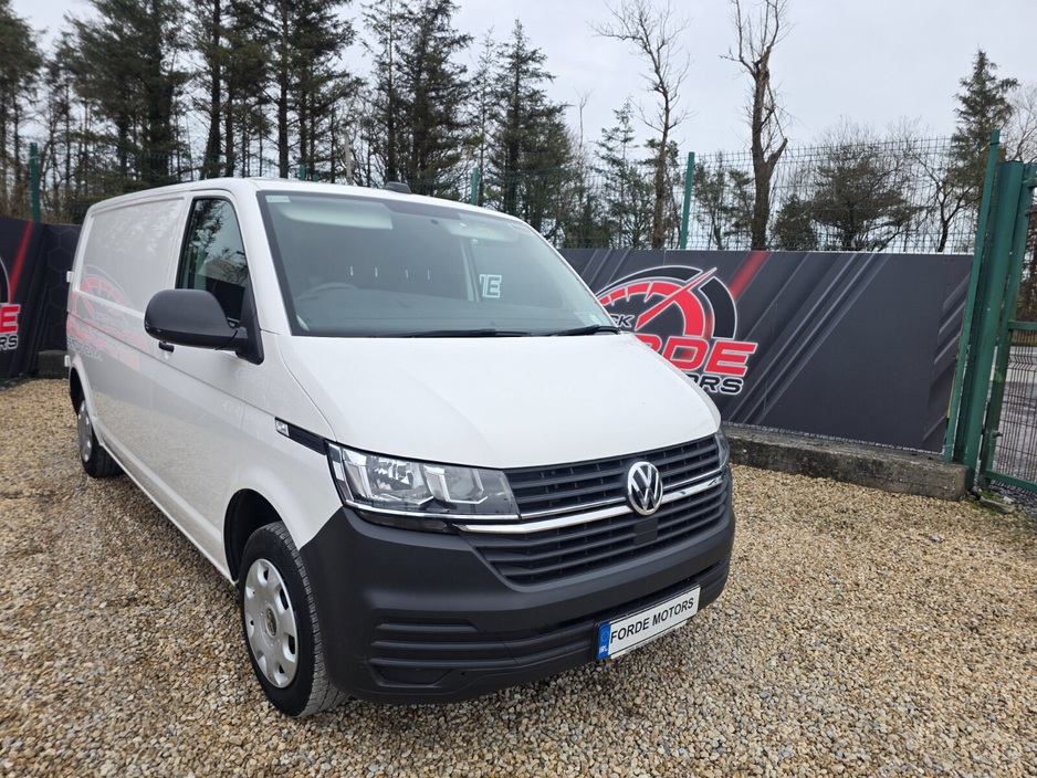 2021 Volkswagen Transporter  €15,000