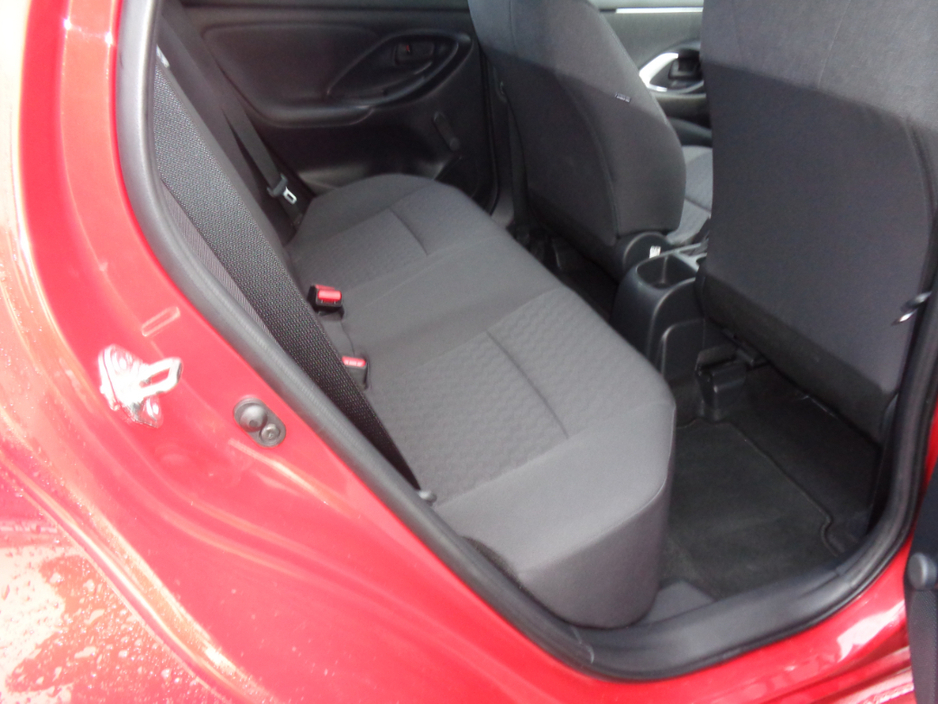 2022 Toyota Yaris 1.0 Luna 4DR