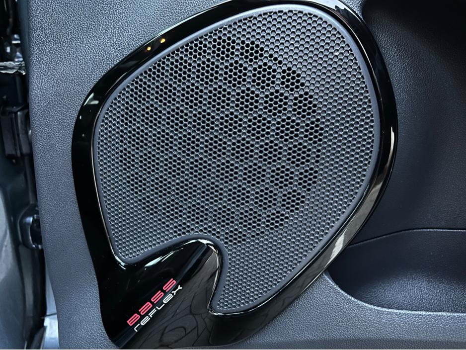 2018 Renault Clio IV DYNAMIQUE NAV 1.2 PETR 4DR €10,750