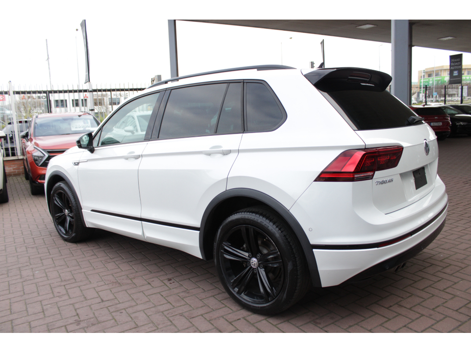 2018 Volkswagen Tiguan - image 6