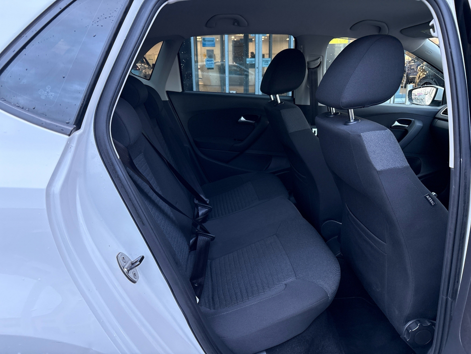 2013 Volkswagen Polo Volkswagen Polo 1.2 Petrol Automatic €9,950