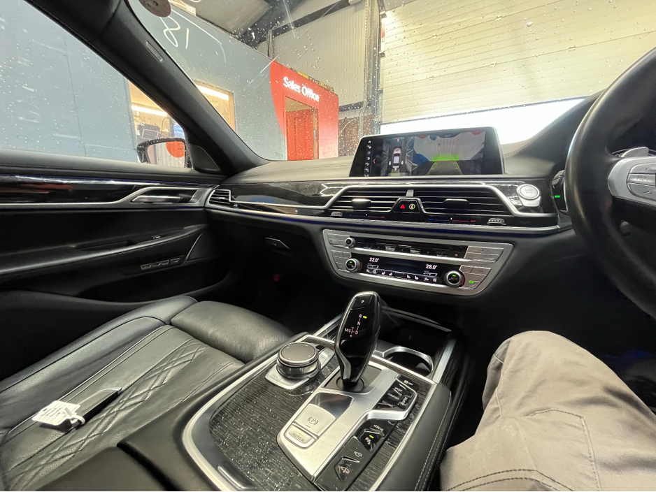 2018 BMW 7 Series €28950 2018 BMW 740E IPERFORMANCE M-SPORT 2.0 AUTOMATIC / CRUISE CONTROL 360° CAMERA / ELECTRIC MEMORY HEATED & MASSAGING SEATS / AMBIENT LIGHTS / PADDLE SHIFTERS / PANORAMIC SUNROOF €28,950