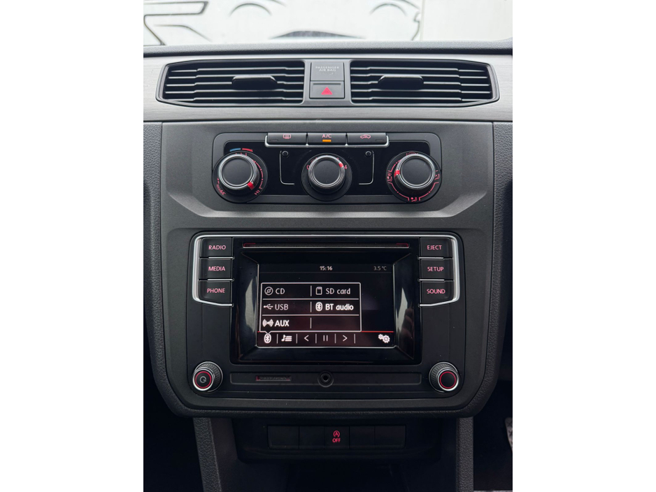 2018 Volkswagen Caddy Maxi Life MAXI LIFE T TDI 102HP D6F €18,950