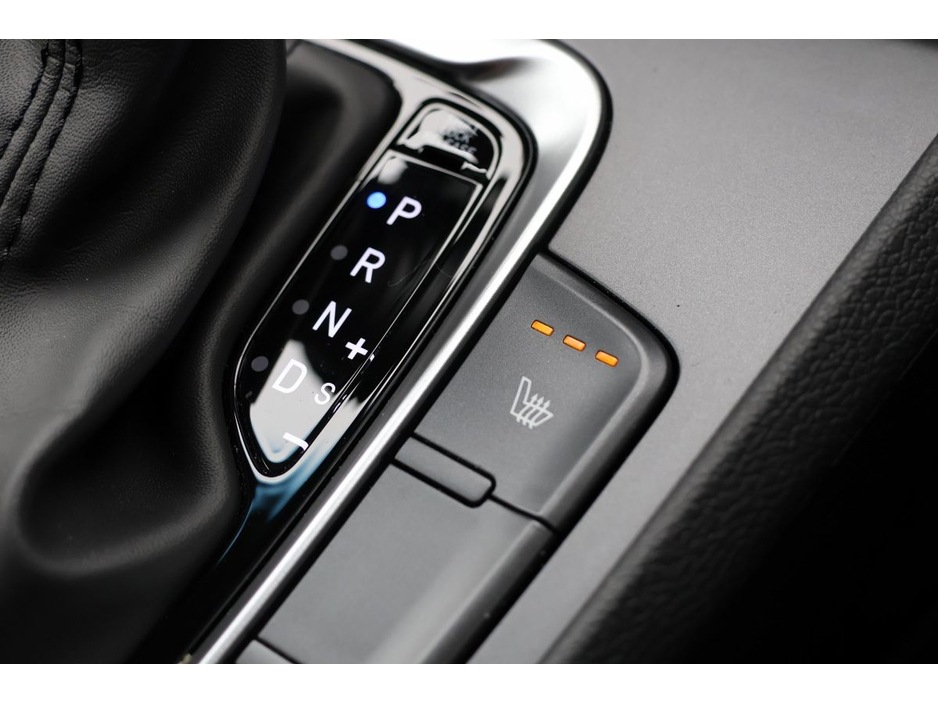 2023 Hyundai Kona - image 11