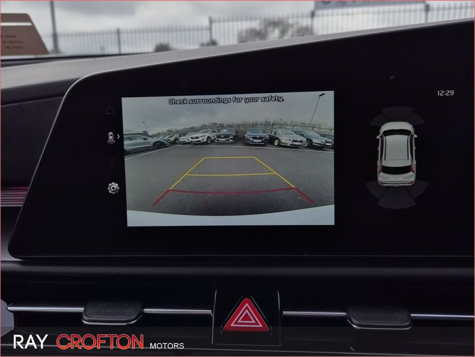 2023 Kia e-Niro Niro EV K4 Grey Cladding €31,950