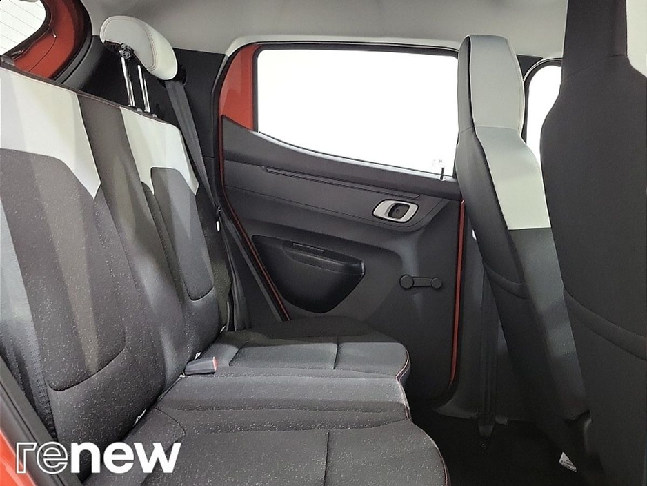 2026 Dacia Spring - image 24