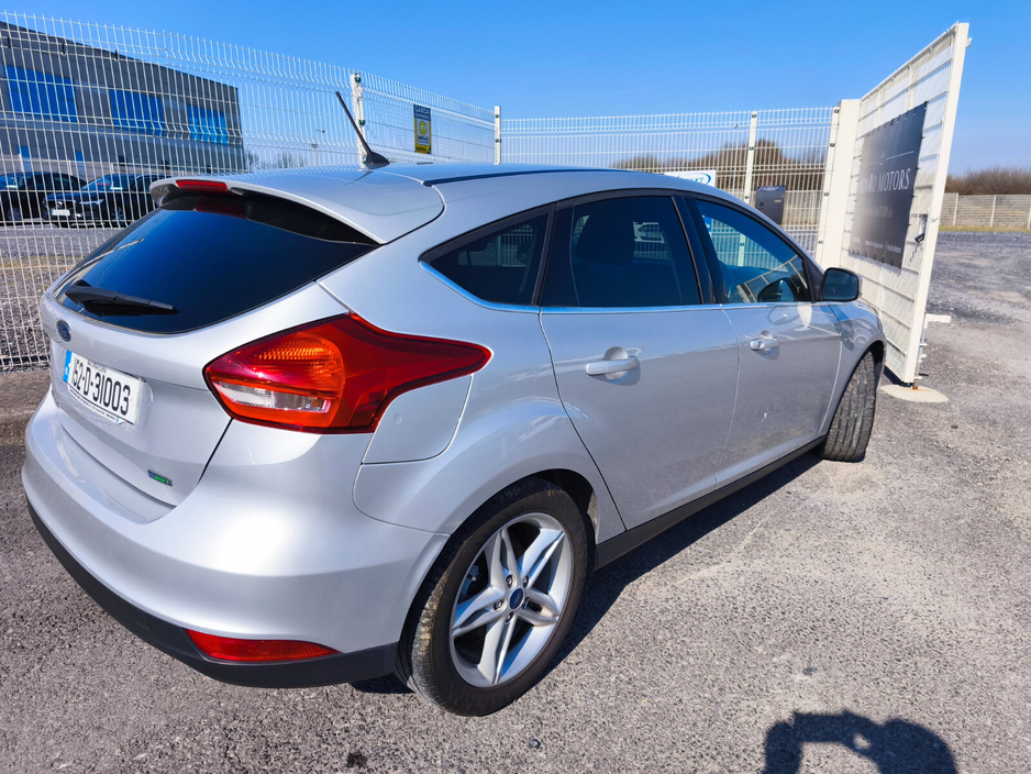 2015 Ford Focus - image 7