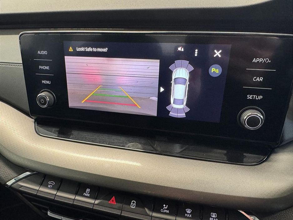 2024 Skoda Octavia - image 17