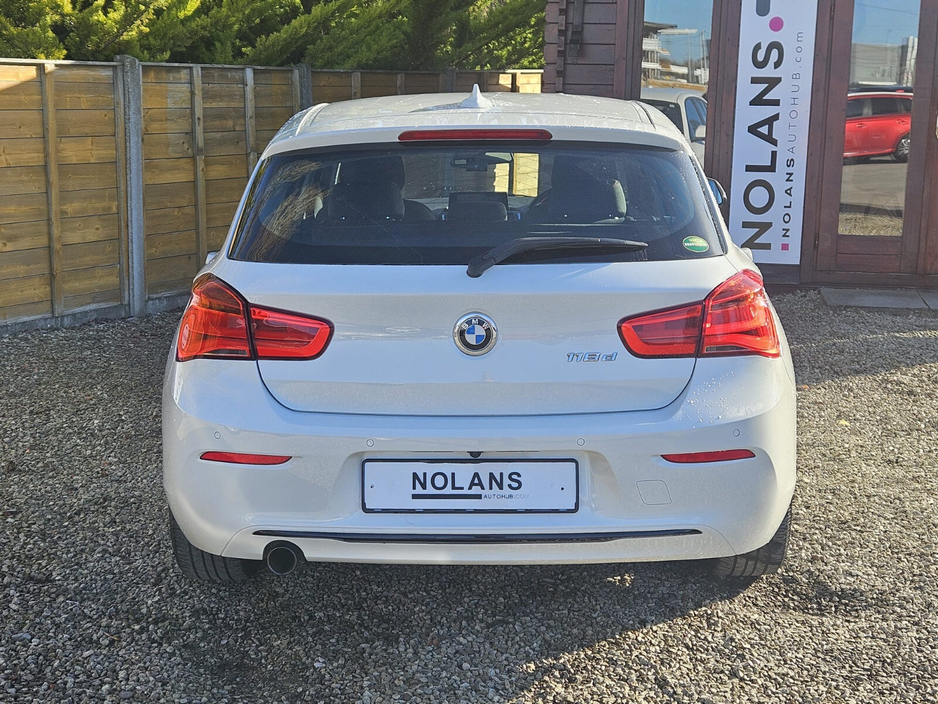 2017 BMW 1 Series - image 4