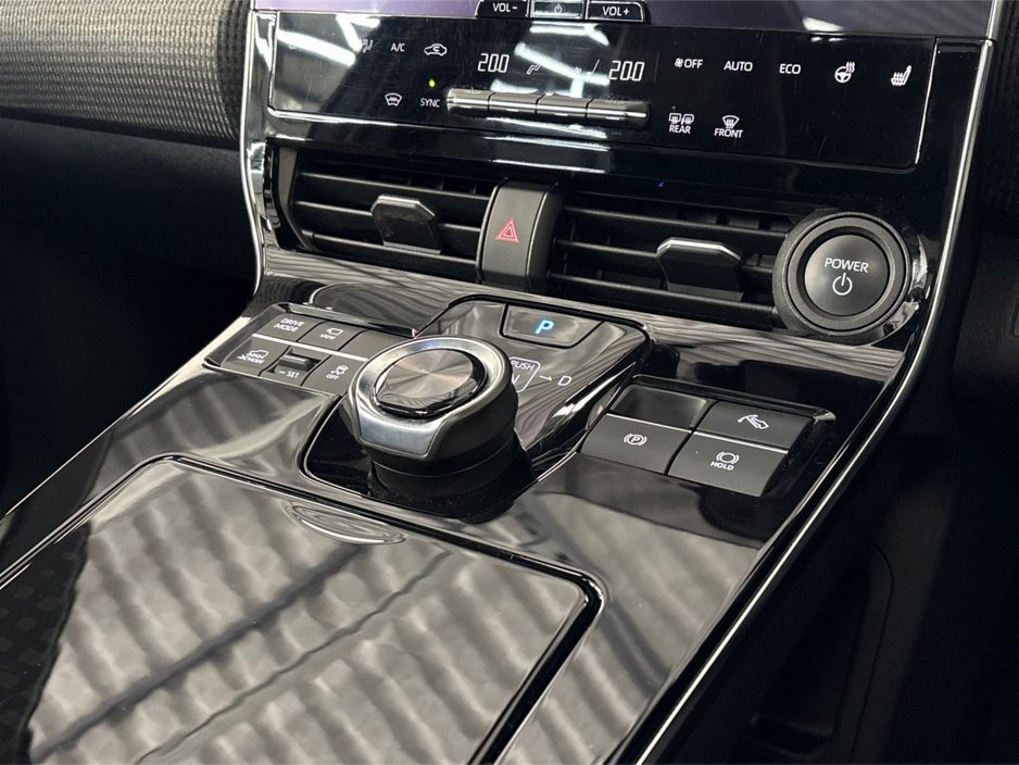 2024 Subaru Solterra - image 17