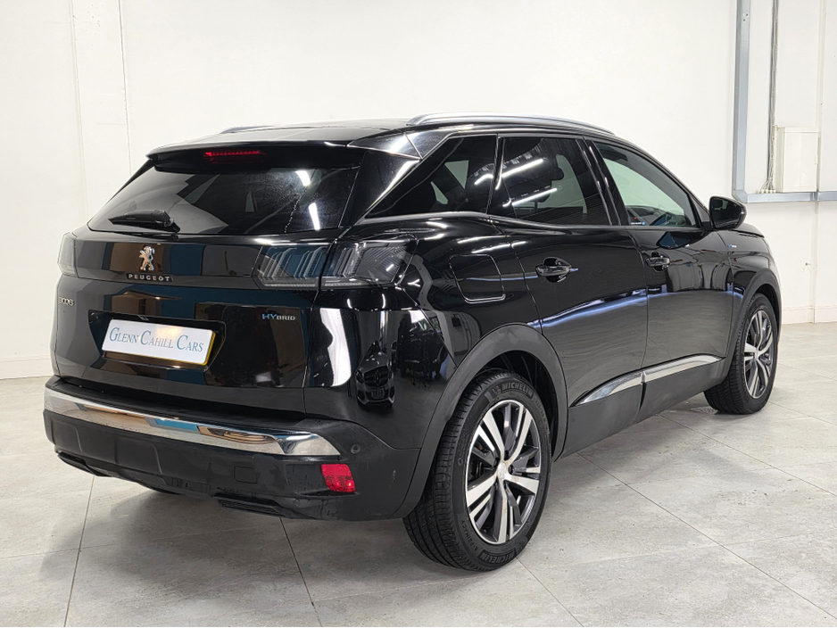 2023 Peugeot 3008 1.6 PHEV Allure Premium Plus 225 €29,750