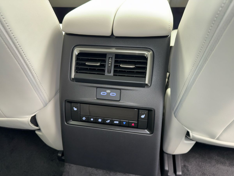 2026 Mazda CX-80 - image 27