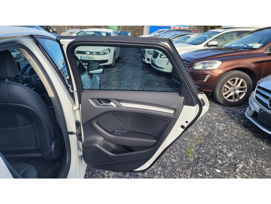 2015 Audi A3 - image 7