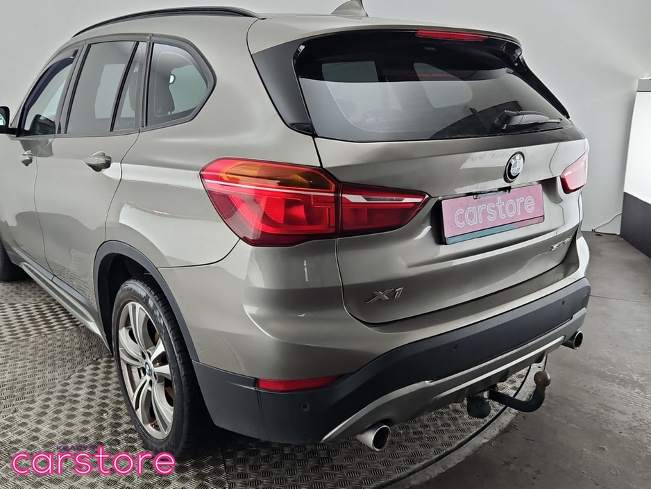 2018 BMW X1 - image 15