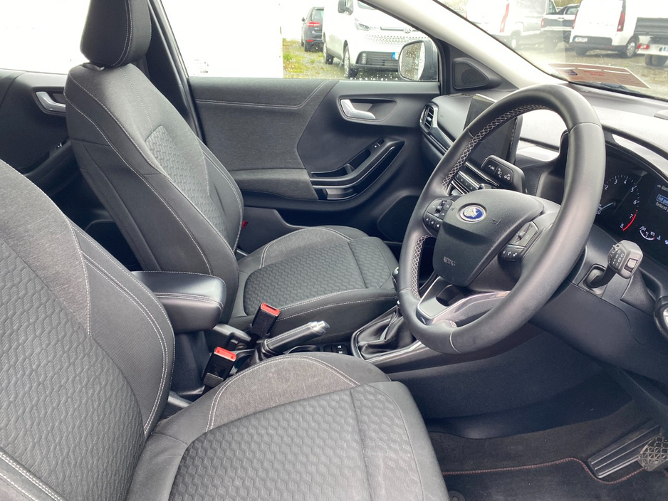 2020 Ford Puma - image 8