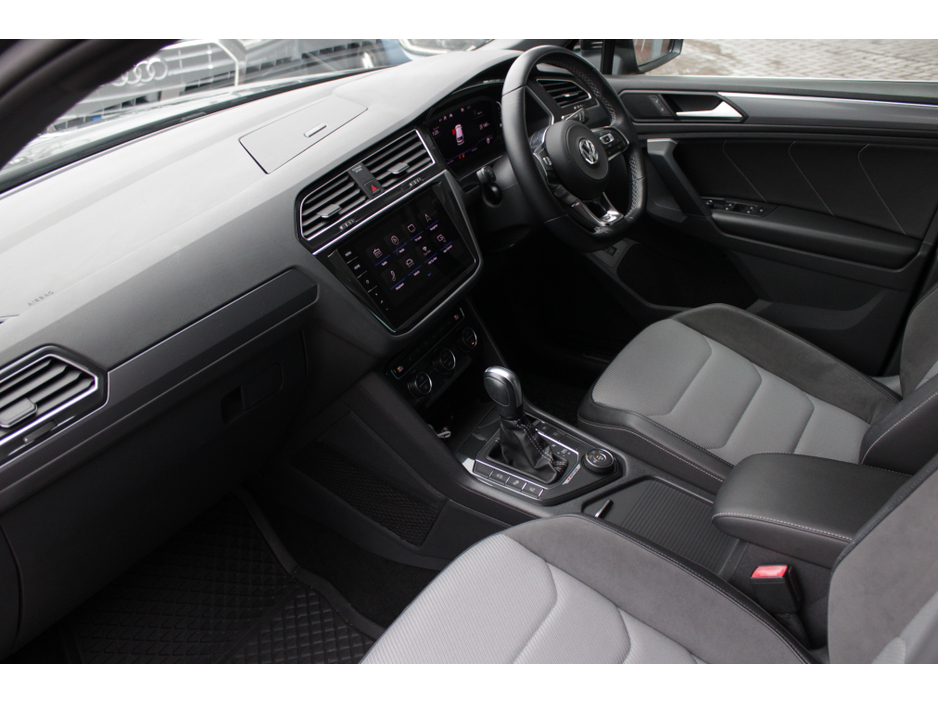 2020 Volkswagen Tiguan 2020 VW TIGUAN €32,950